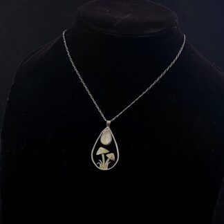 Mushroom & Moonstone